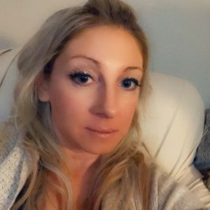 Meet your Posher, Alicia